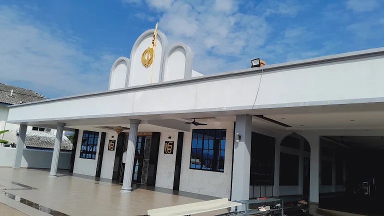 Front entrance of the Gurdwara